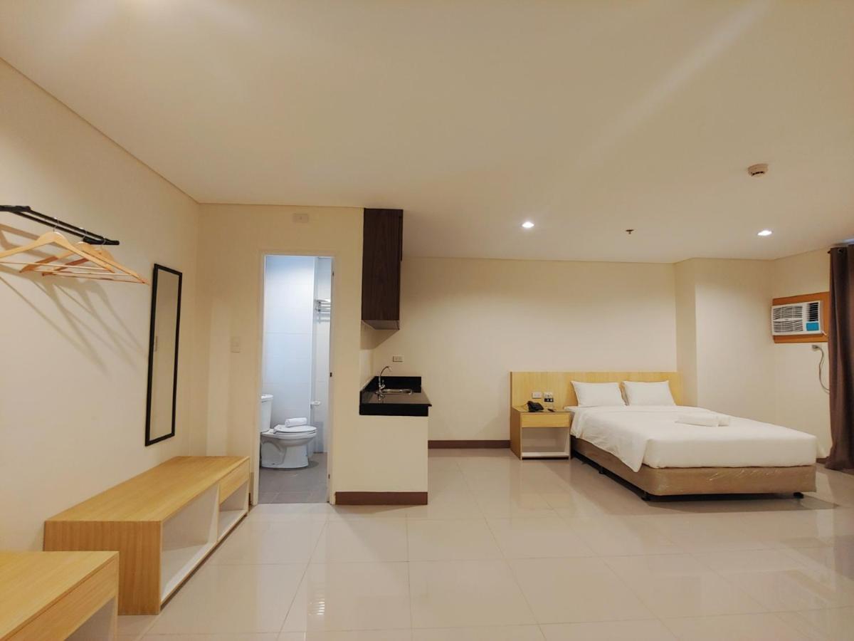 Kaizen Suites Manila Exterior foto