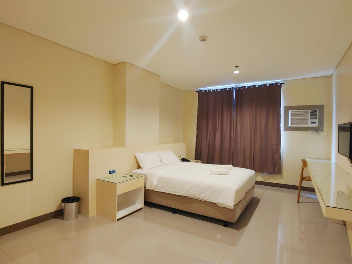 Kaizen Suites Manila Exterior foto