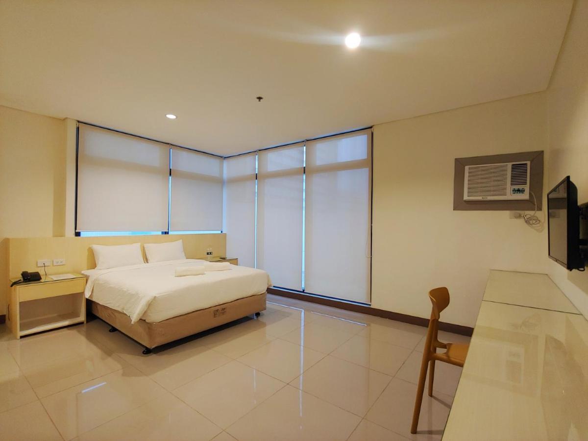 Kaizen Suites Manila Exterior foto