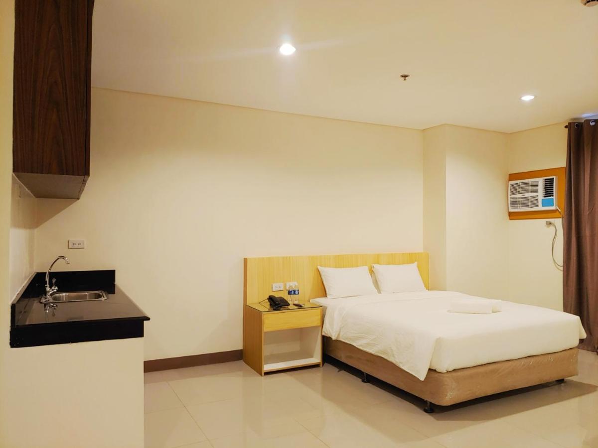Kaizen Suites Manila Exterior foto