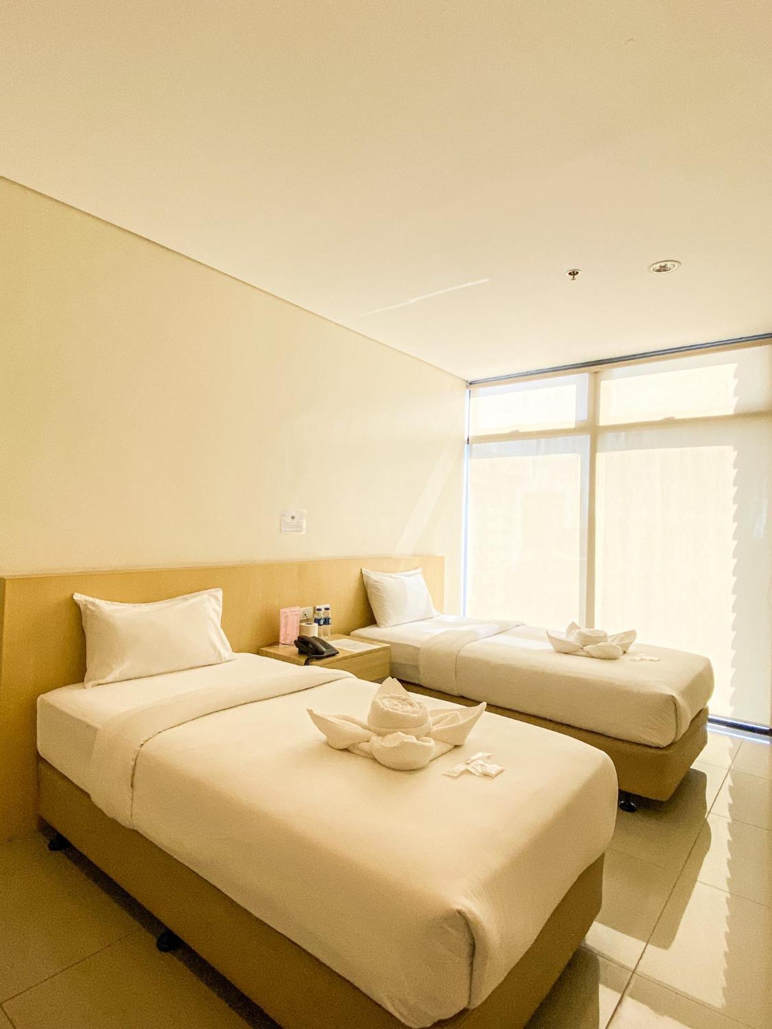 Kaizen Suites Manila Exterior foto